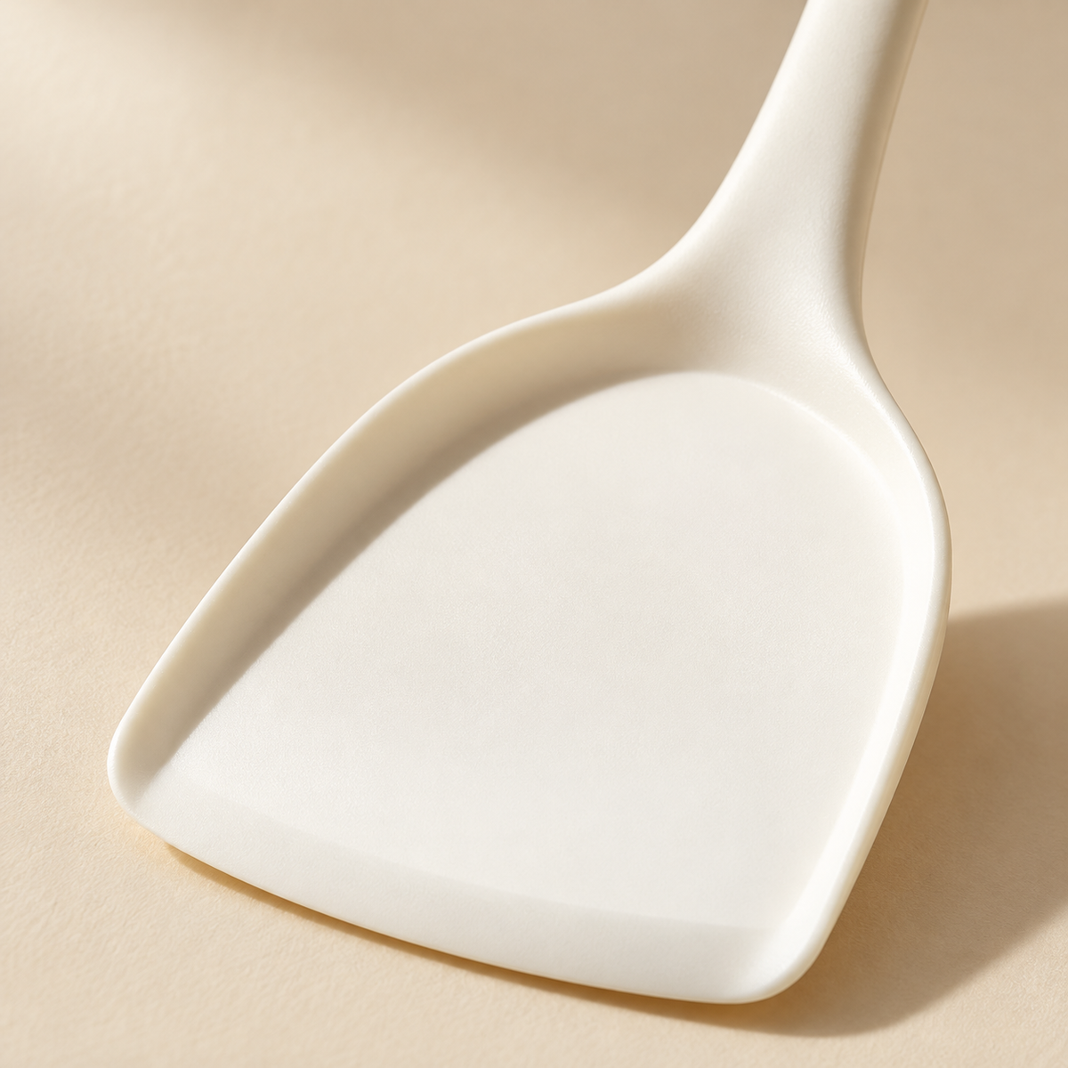 🍳 Kitchen Essential | Silicone Spatula | Everyday Cooking | Home Chef Gift | Elegant Cream Design